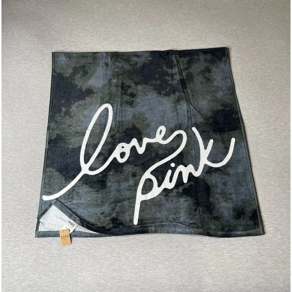 Victoria’s Secret PINK Y2K Vintage Tie-Dye Script Logo Beach Towel